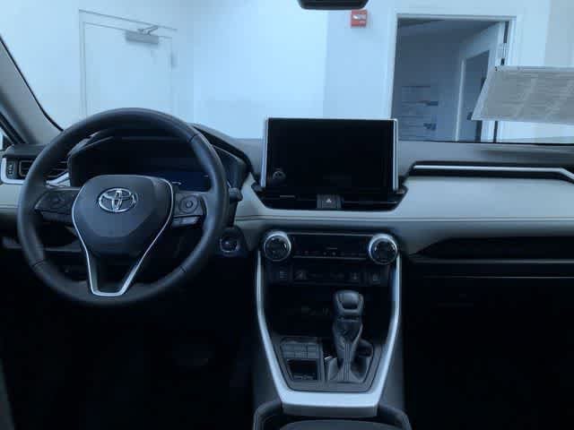 Thumbnail: 2024 Toyota RAV4 - 17