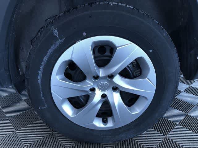 Thumbnail: 2025 Toyota RAV4 - 16