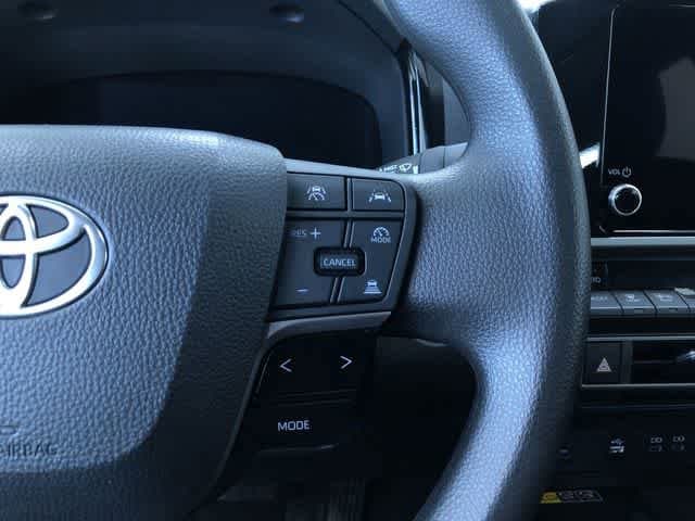 Thumbnail: 2025 Toyota Camry - 27