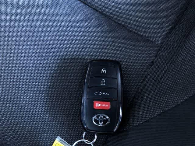 Thumbnail: 2025 Toyota Camry - 22