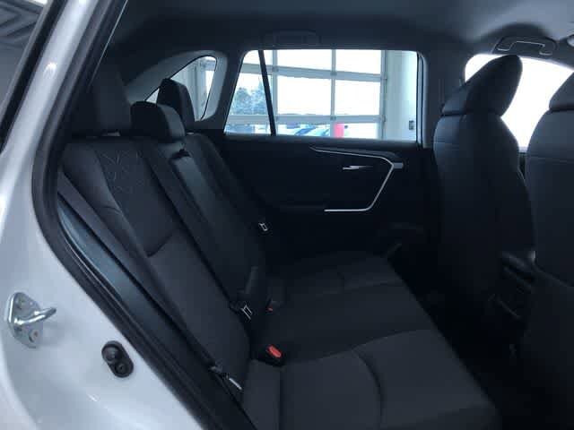 Thumbnail: 2025 Toyota RAV4 - 21