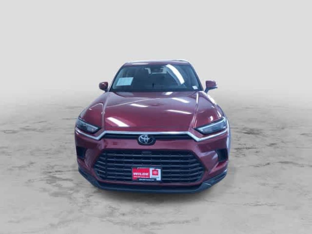 Used 2025 Toyota Grand Highlander XLE Sport Utility