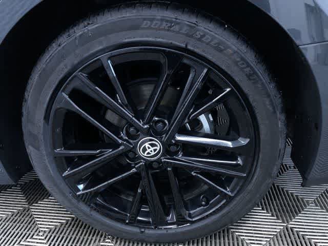 Thumbnail: 2025 Toyota Camry - 16