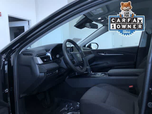 2025 Toyota Camry LE photo 2