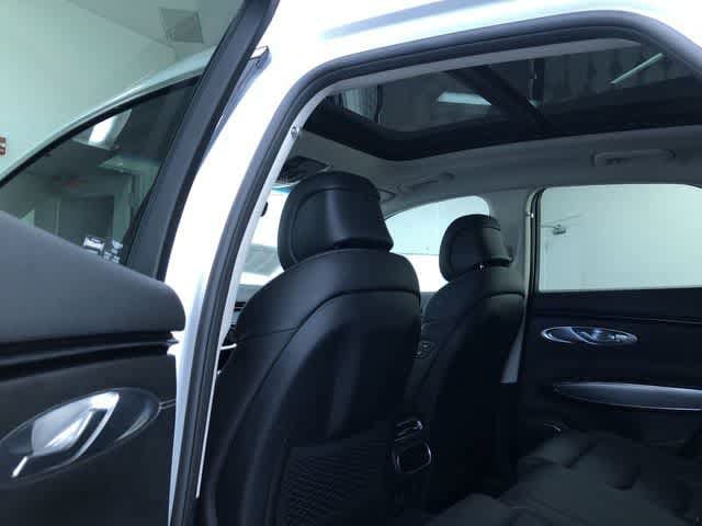 Thumbnail: 2023 Genesis GV70 - 21