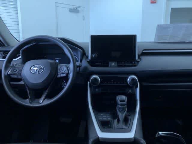 Thumbnail: 2025 Toyota RAV4 - 17