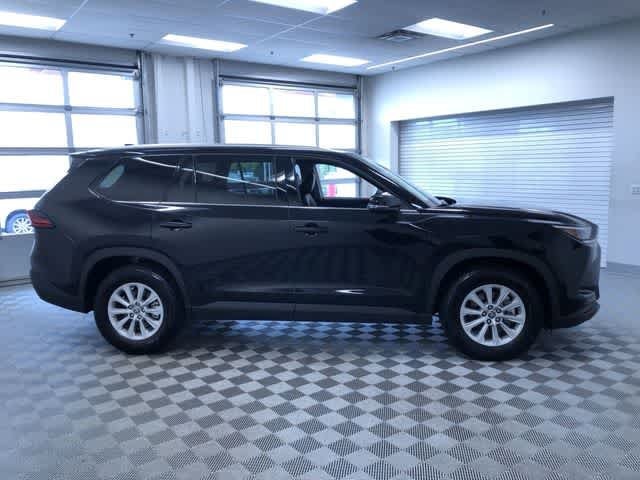 Thumbnail: 2026 Toyota Grand Highlander - 34