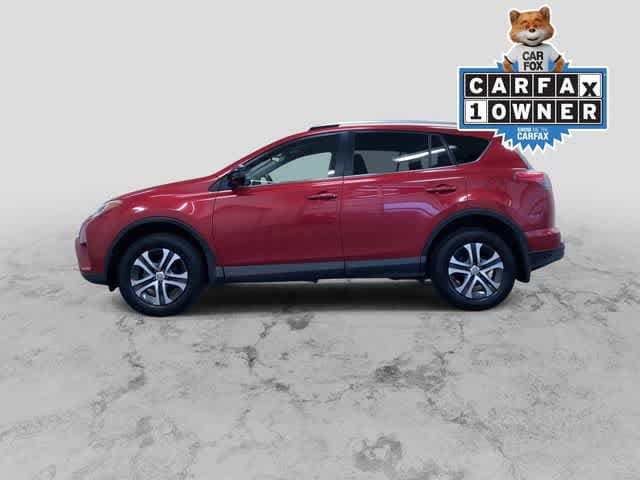 Thumbnail: 2016 Toyota RAV4 - 6