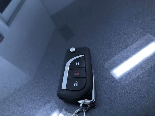 Thumbnail: 2025 Toyota RAV4 - 33