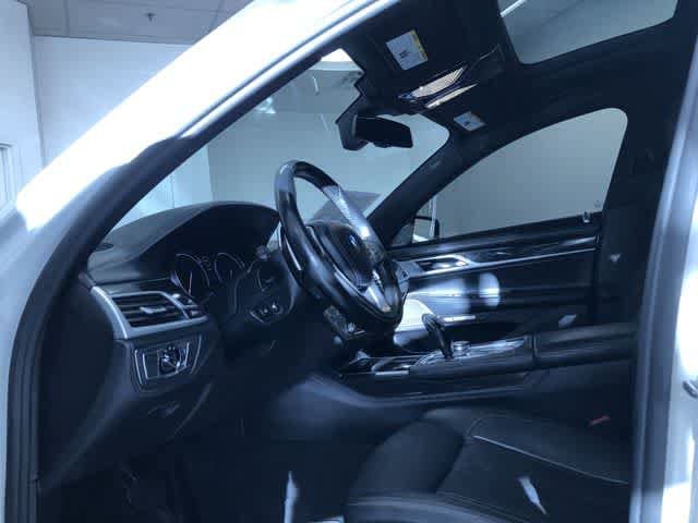 Thumbnail: 2016 BMW 7 Series - 11