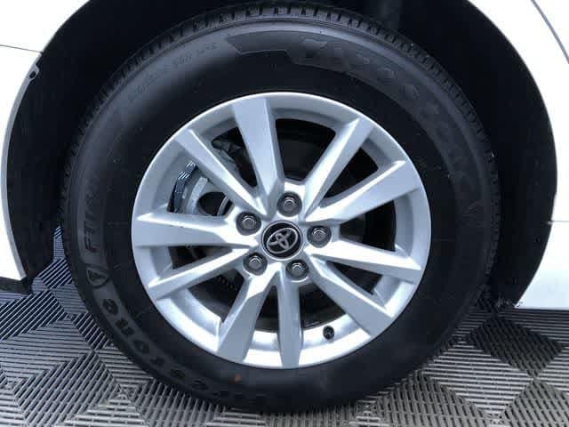 Thumbnail: 2026 Toyota Camry - 16