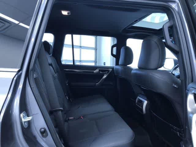 Thumbnail: 2021 Lexus GX - 20