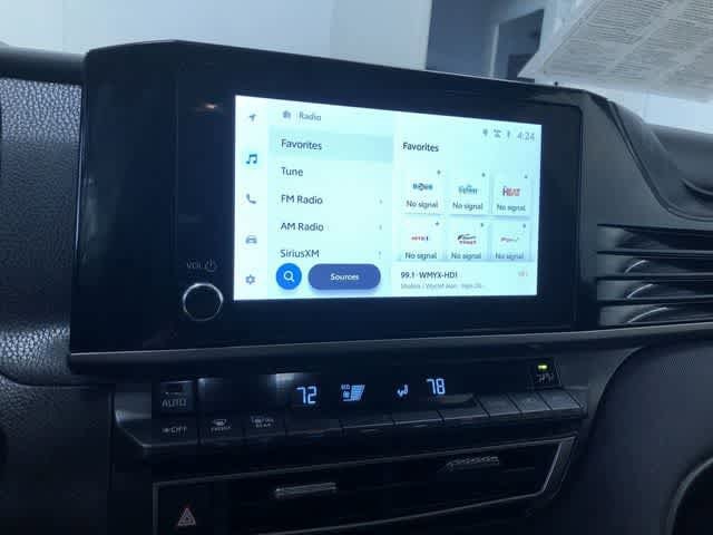 Thumbnail: 2025 Toyota Camry - 22