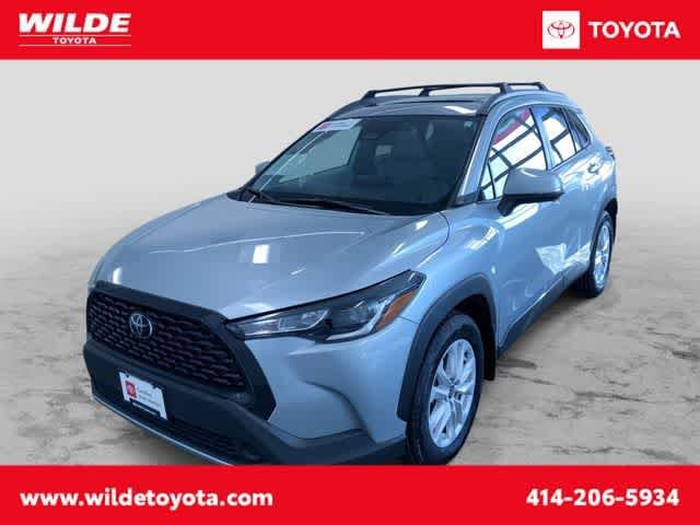 2024 Toyota Corolla Cross LE -
                  West Allis, WI