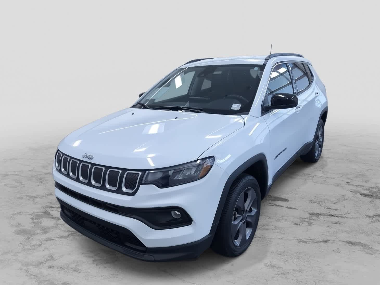 2022 Jeep Compass Latitude -
                  West Allis, WI
