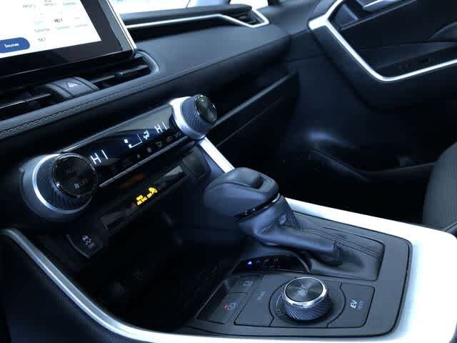 Thumbnail: 2025 Toyota RAV4 - 29