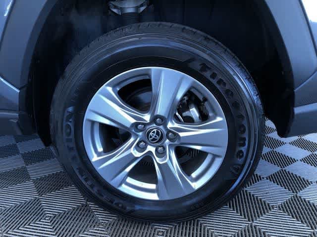 Thumbnail: 2025 Toyota RAV4 - 16