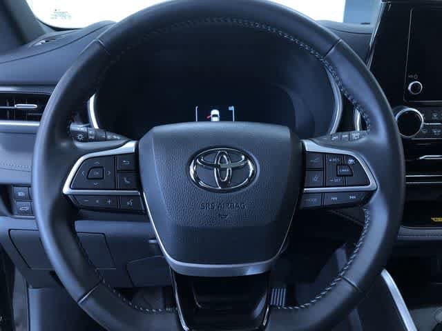 Thumbnail: 2025 Toyota Highlander - 19