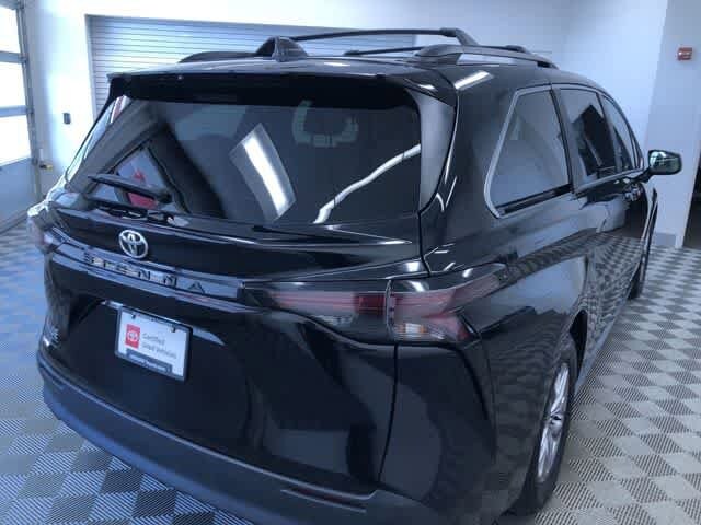Thumbnail: 2026 Toyota Sienna - 34
