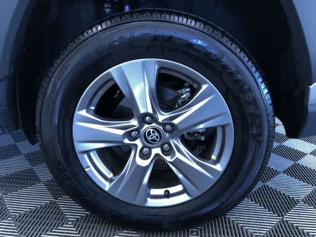 Thumbnail: 2025 Toyota RAV4 - 16