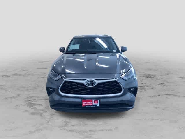 Thumbnail: 2024 Toyota Highlander - 4