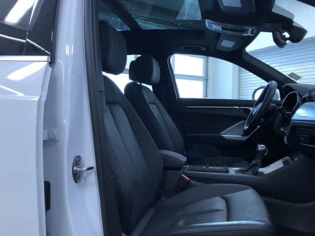 Thumbnail: 2025 Audi Q3 - 22