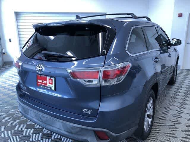 Thumbnail: 2015 Toyota Highlander - 37
