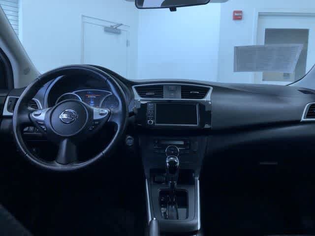 Thumbnail: 2019 Nissan Sentra - 17