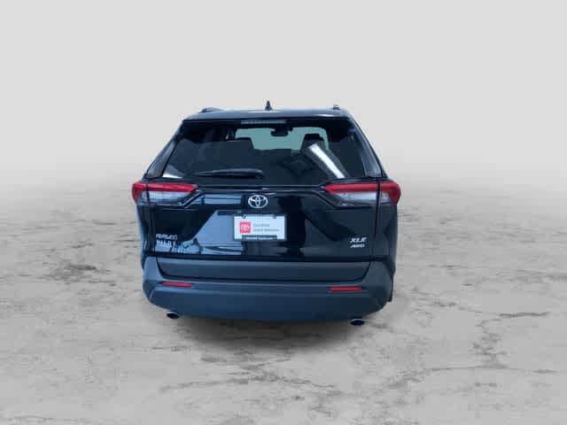 Thumbnail: 2020 Toyota RAV4 - 8