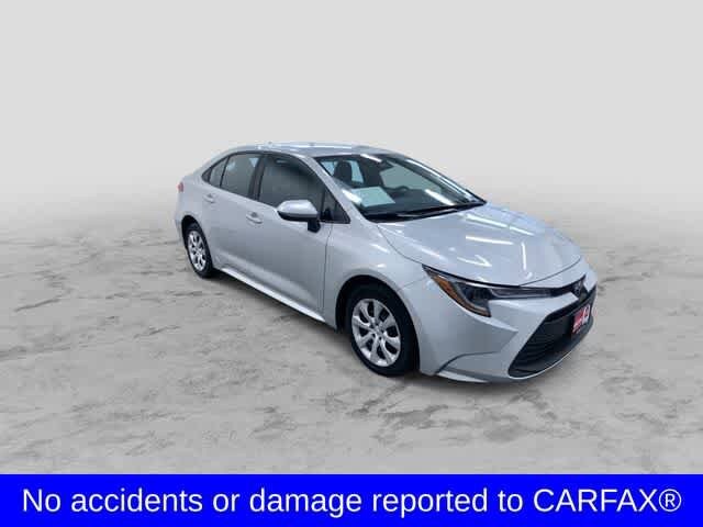 2024 Toyota Corolla LE photo 3