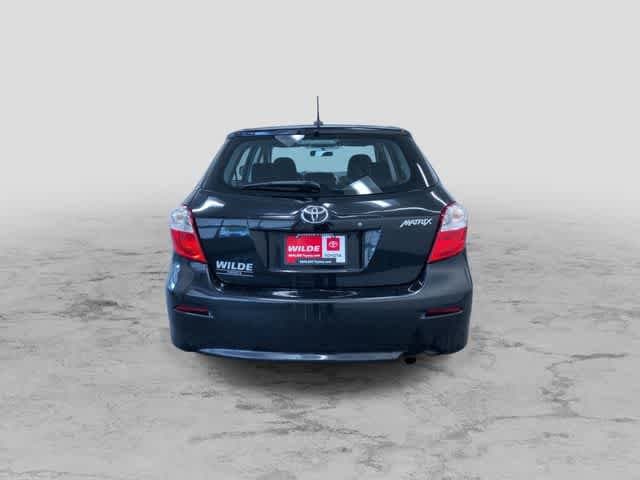 Thumbnail: 2013 Toyota Matrix - 9