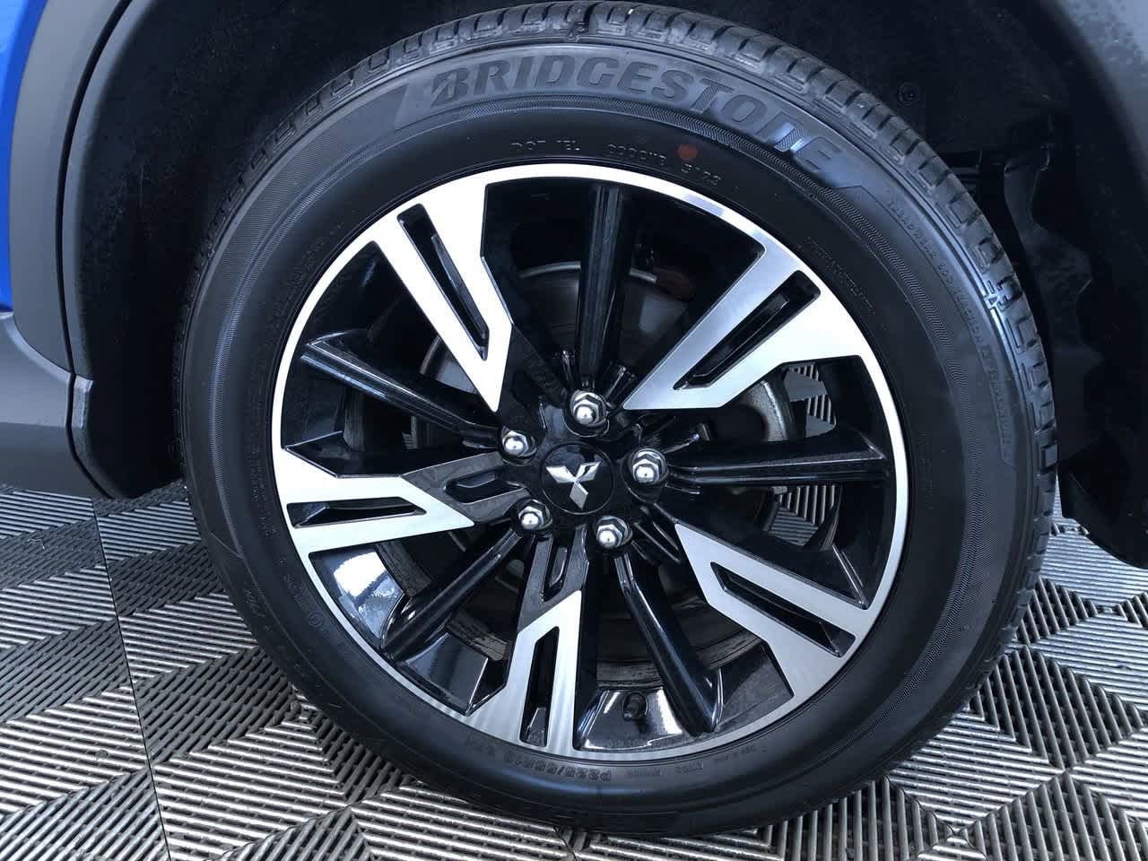 Thumbnail: 2024 Mitsubishi Eclipse Cross - 16