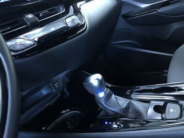 Thumbnail: 2021 Toyota C-HR - 31