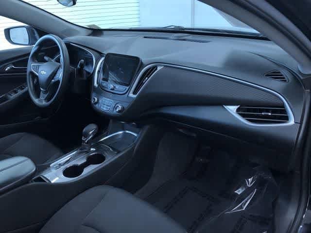 Thumbnail: 2024 Chevrolet Malibu - 16