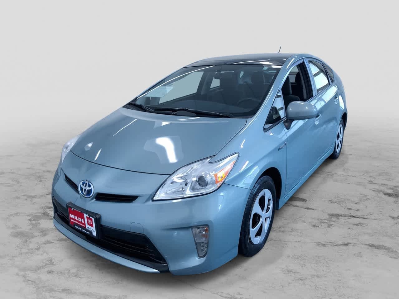 Thumbnail: 2013 Toyota Prius - 1