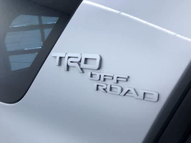 Thumbnail: 2024 Toyota 4Runner - 18