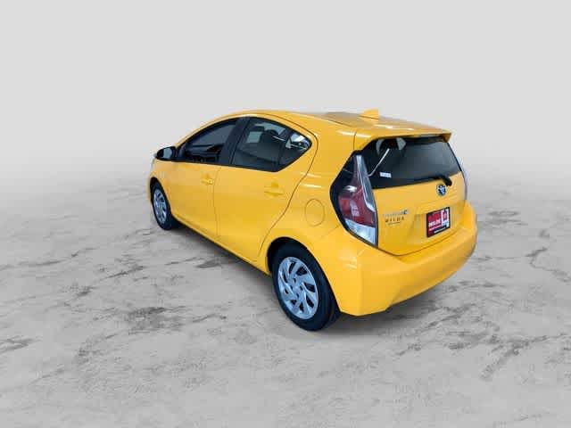 Thumbnail: 2015 Toyota Prius c - 9