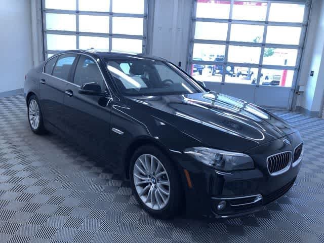 Thumbnail: 2015 BMW 5 Series - 35