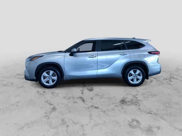 Thumbnail: 2024 Toyota Highlander - 7