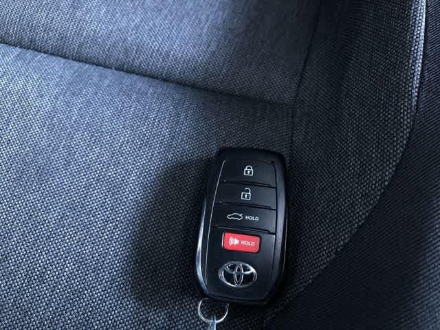 Thumbnail: 2025 Toyota Camry - 24