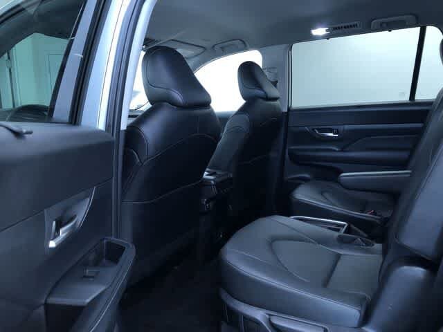 Thumbnail: 2025 Toyota Grand Highlander - 21