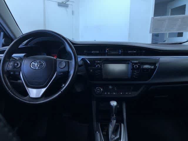 Thumbnail: 2016 Toyota Corolla - 17