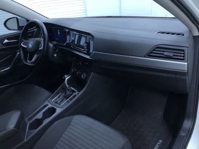 Thumbnail: 2022 Volkswagen Jetta - 22