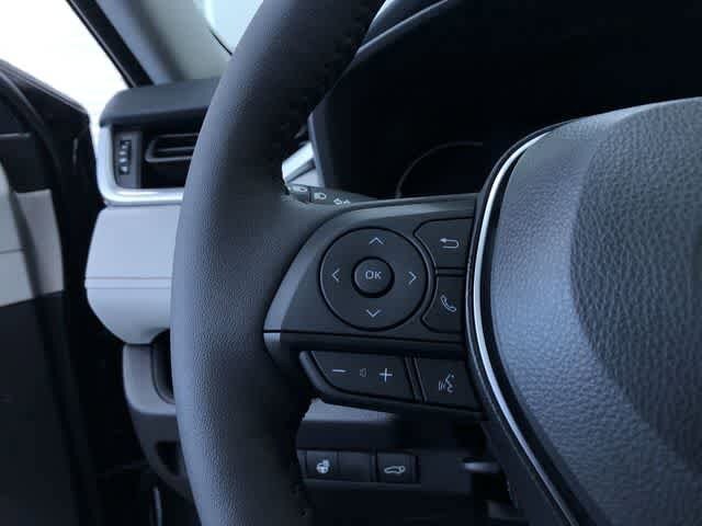 Thumbnail: 2025 Toyota RAV4 - 25