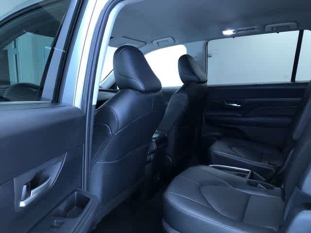 Thumbnail: 2025 Toyota Grand Highlander - 22