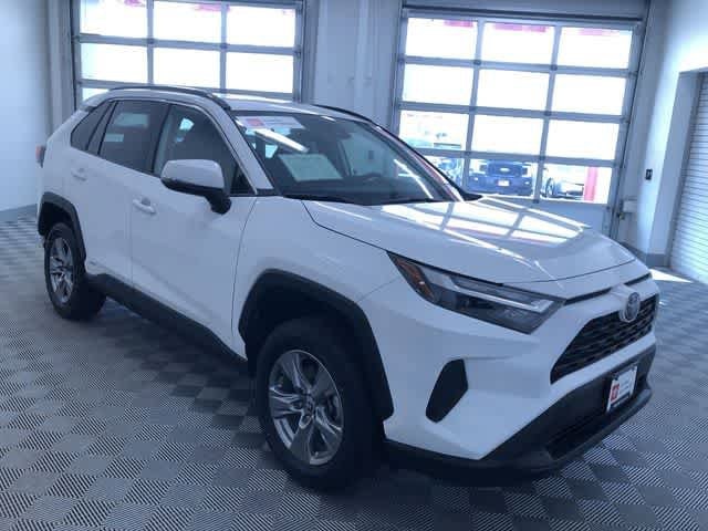 Thumbnail: 2025 Toyota RAV4 - 36