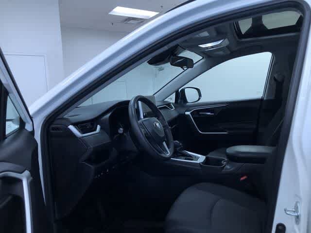 Thumbnail: 2023 Toyota RAV4 - 10