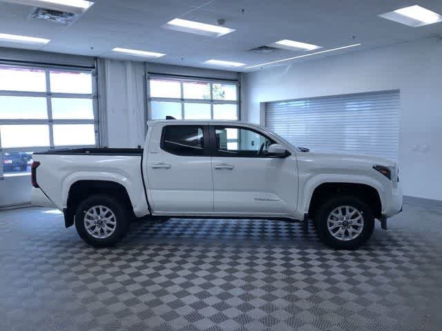 Thumbnail: 2025 Toyota Tacoma - 6