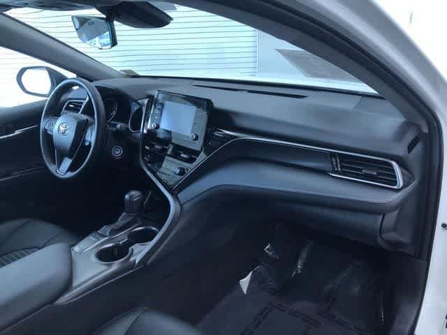 Thumbnail: 2023 Toyota Camry - 16