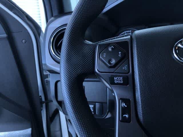 Thumbnail: 2022 Toyota Tacoma - 18